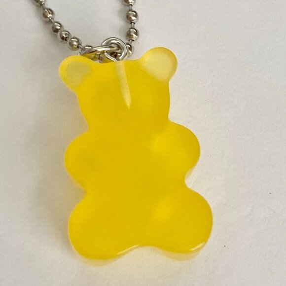 Gummy Bear Charm Necklace Pineapple Yellow Resin 19" Ball Chain Ardene NWT Cute - Picture 7 of 9
